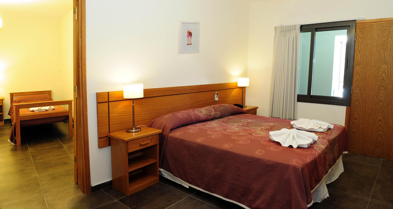 Hotel Ranqueles Вила Карлос Пас Екстериор снимка